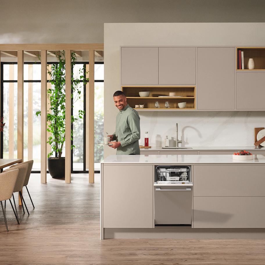 LAVASTOVILJE TOTAL INKASO MIELE G 5590 SCVi Active Stainless Steel