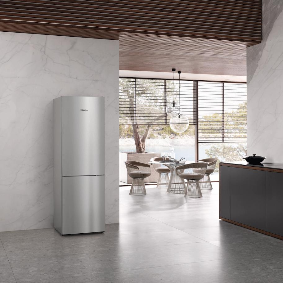 FRIGORIFER I KOMBINUAR JOINKASO MIELE KDN 4174 E Stainless Steel