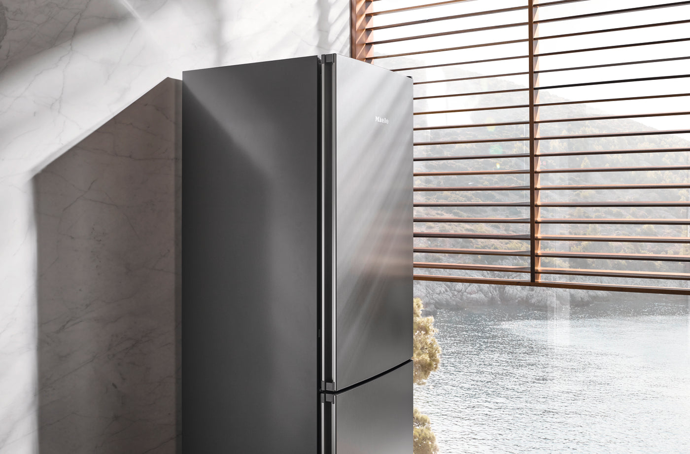 FRIGORIFER I KOMBINUAR JOINKASO MIELE KDN 4174 E Stainless Steel