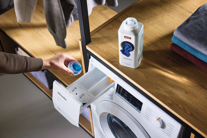 UltraColor Detergjent i lëngshëm për lavatriçe - Miele