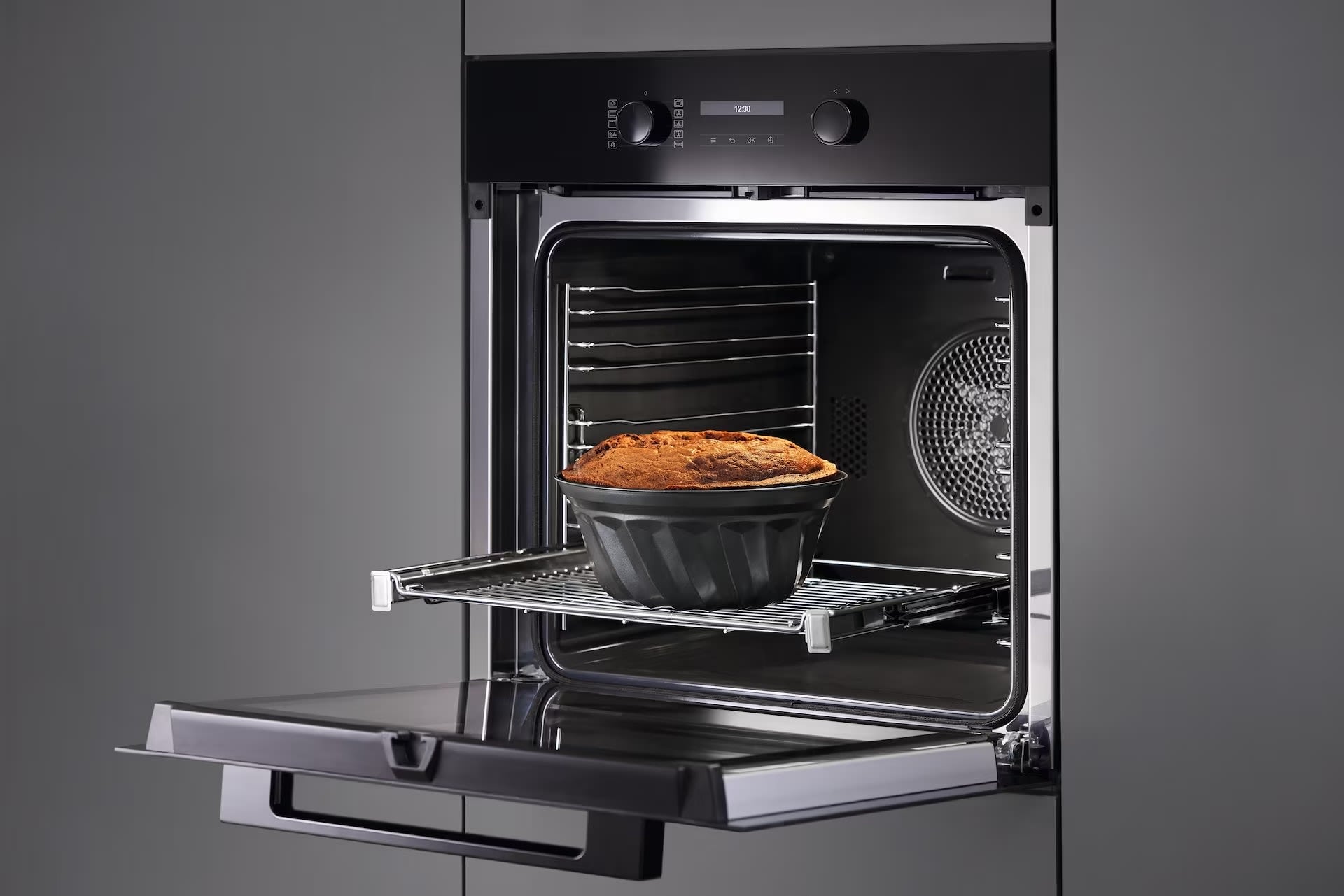FURRË MIELE H 2861-1 B 125 Edition Stainless Steel