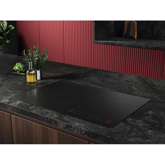 PIANURE ME INDUKSION AEG TI84IB10IT