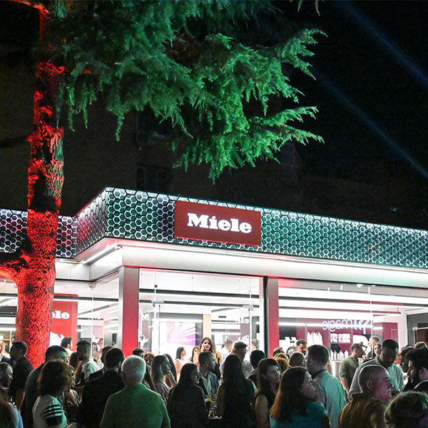 <strong>Zgjerim dhe rritje e qëndrueshme </strong>