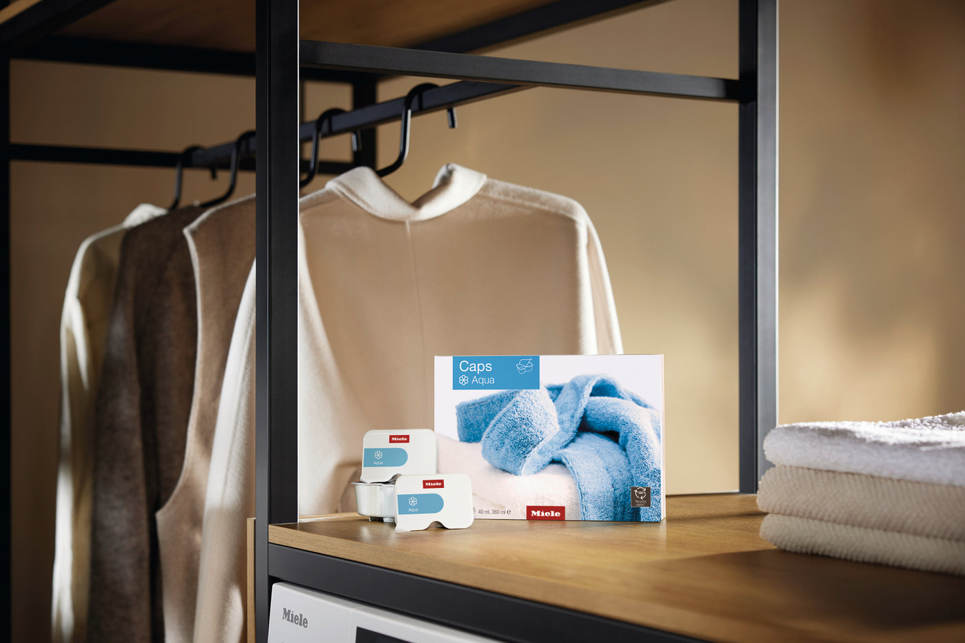 Aqua detergjent me kapsula për lavatriçe 9x - Miele